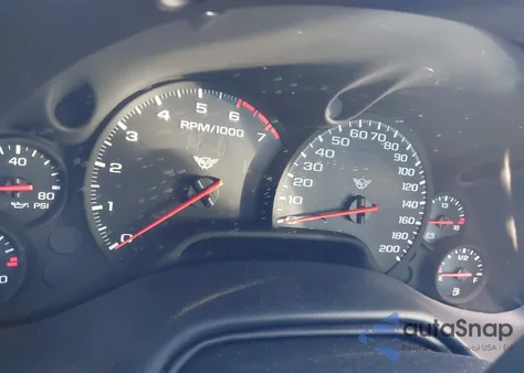 2002 Chevrolet Corvette z USA, uszkodzony, nr VIN 1G1YY22G425108850